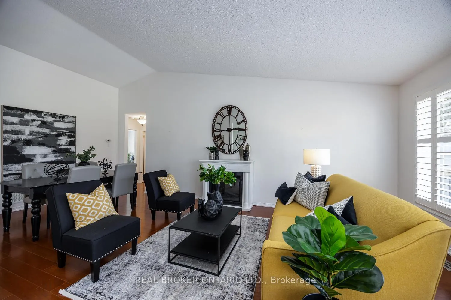 Photo 9 of 172 Wilmot Trail, Clarington, Newcastle — HOMEH