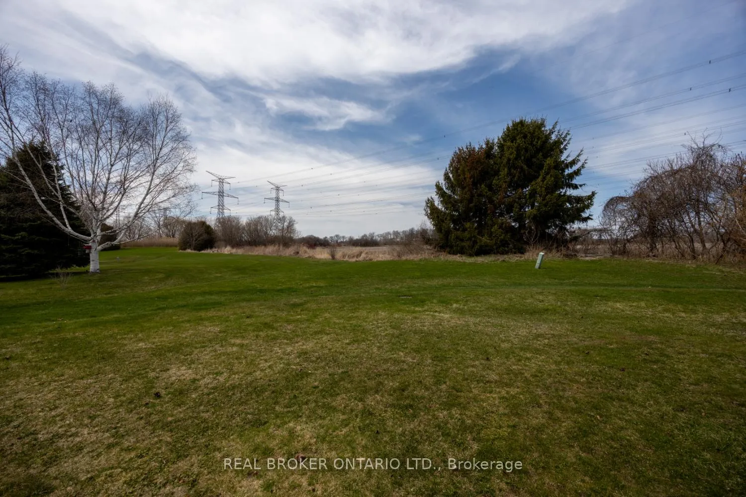 Photo 33 of 172 Wilmot Trail, Clarington, Newcastle — HOMEH