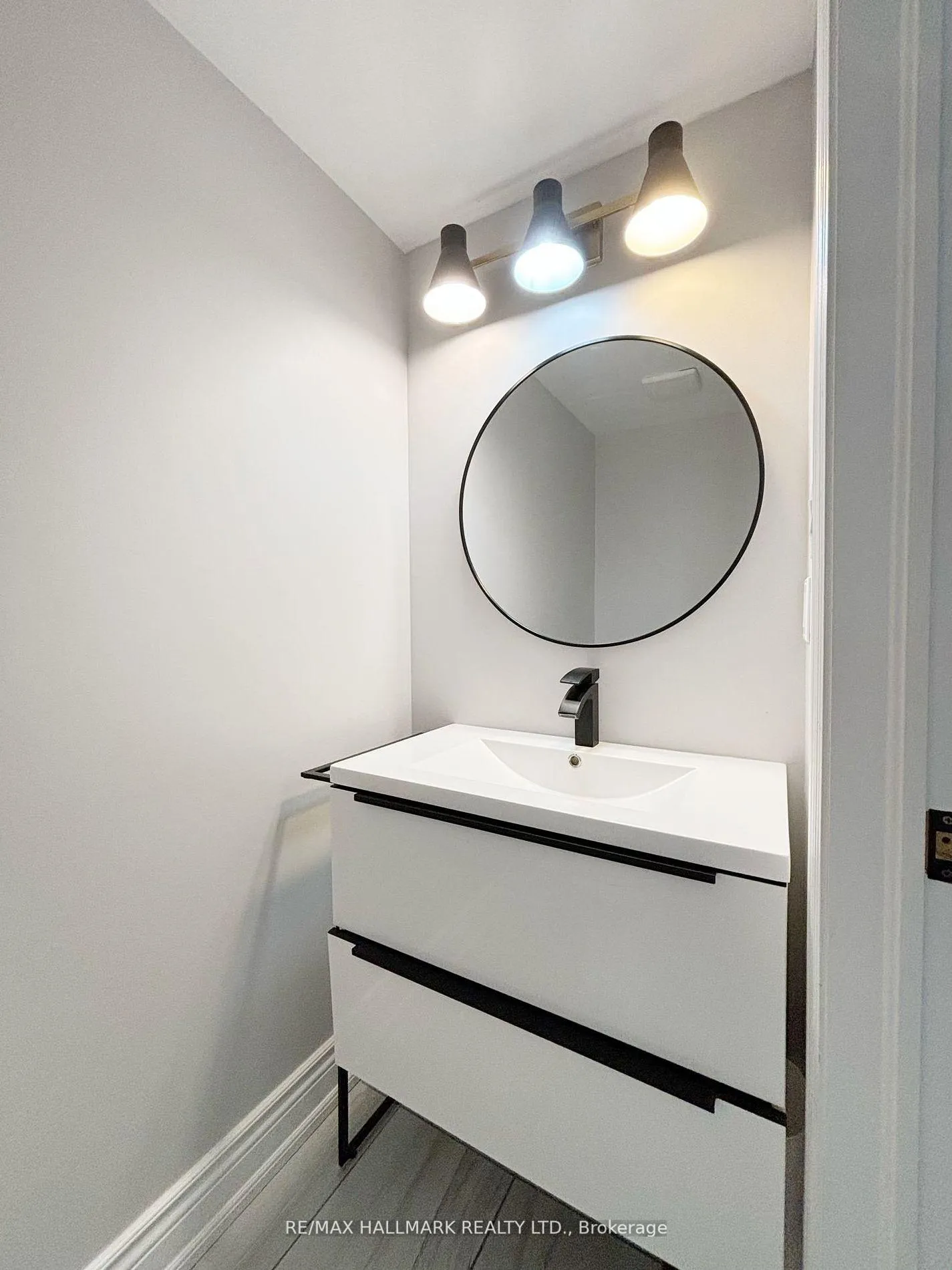 Photo 6 of 60 Morland Crescent, Ajax, Northwest Ajax — HOMEH
