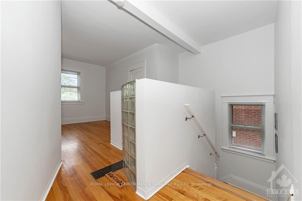 Photo 15 of 18 Carlyle Avenue, Ottawa, Old Ottawa South — HOMEH