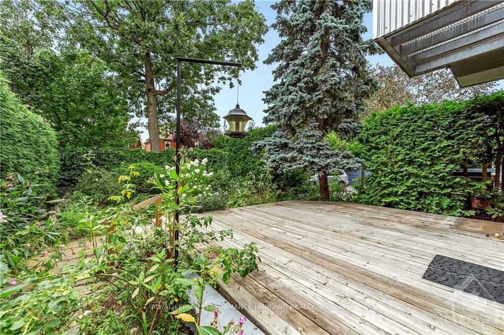 Photo 22 of 18 Carlyle Avenue, Ottawa, Old Ottawa South — HOMEH