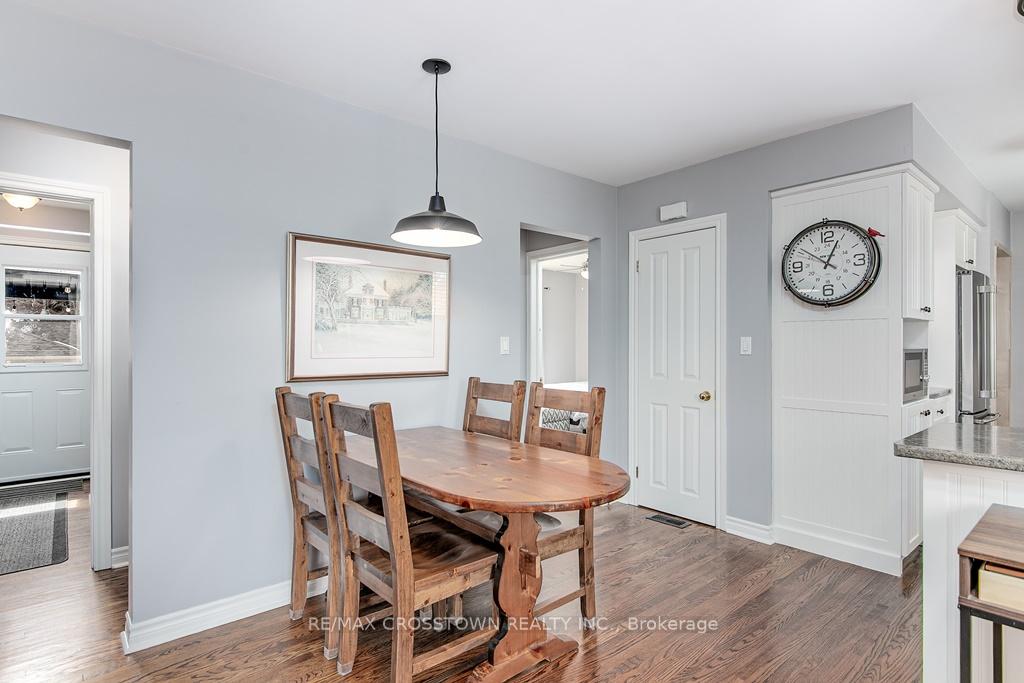 Photo 6 of 27 Nelson Street, Clearview, Creemore — HOMEH