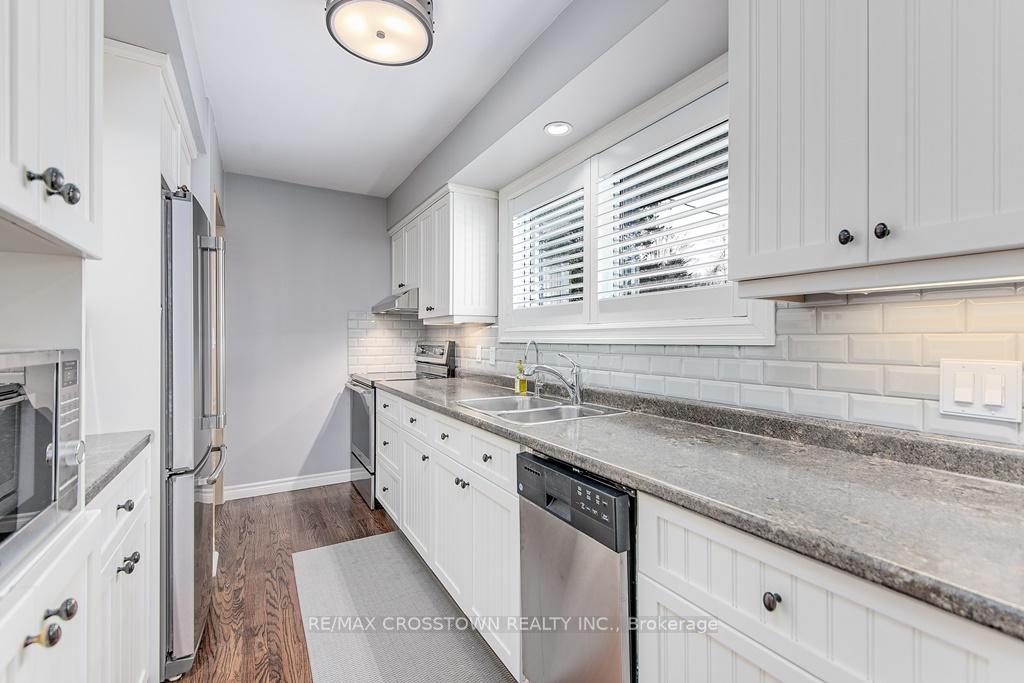 Photo 8 of 27 Nelson Street, Clearview, Creemore — HOMEH