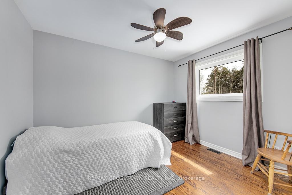 Photo 15 of 27 Nelson Street, Clearview, Creemore — HOMEH