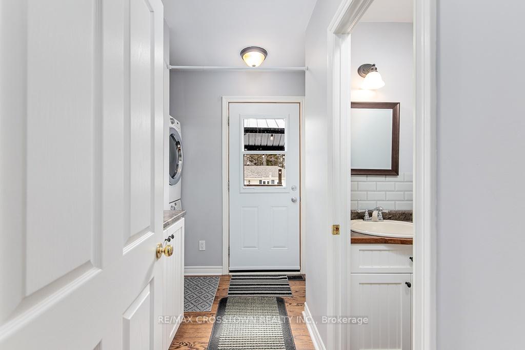 Photo 17 of 27 Nelson Street, Clearview, Creemore — HOMEH