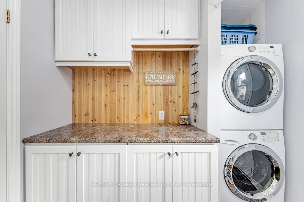 Photo 18 of 27 Nelson Street, Clearview, Creemore — HOMEH