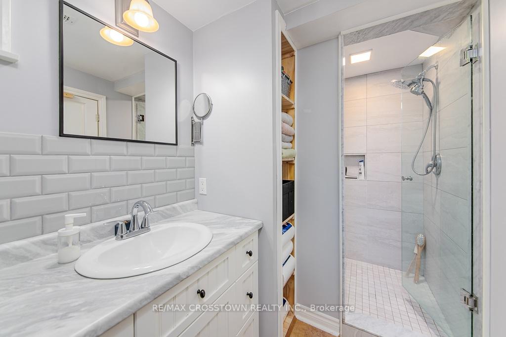 Photo 26 of 27 Nelson Street, Clearview, Creemore — HOMEH