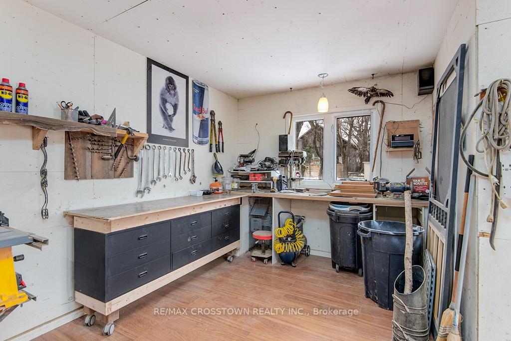 Photo 33 of 27 Nelson Street, Clearview, Creemore — HOMEH