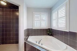 Photo 27 of 70 Henry Smith Avenue, Clarington, Bowmanville — HOMEH