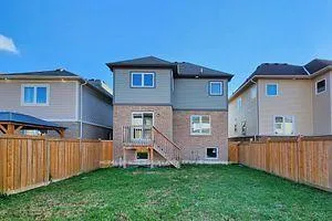Photo 37 of 70 Henry Smith Avenue, Clarington, Bowmanville — HOMEH
