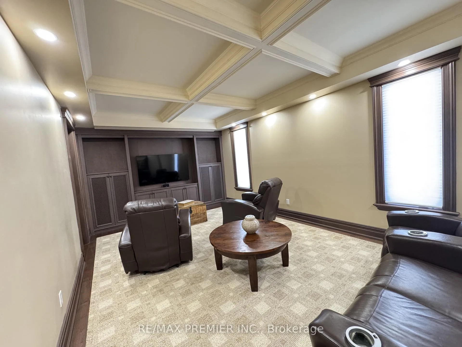 Photo 11 of 249 Ashton Drive, Vaughan, Maple — HOMEH