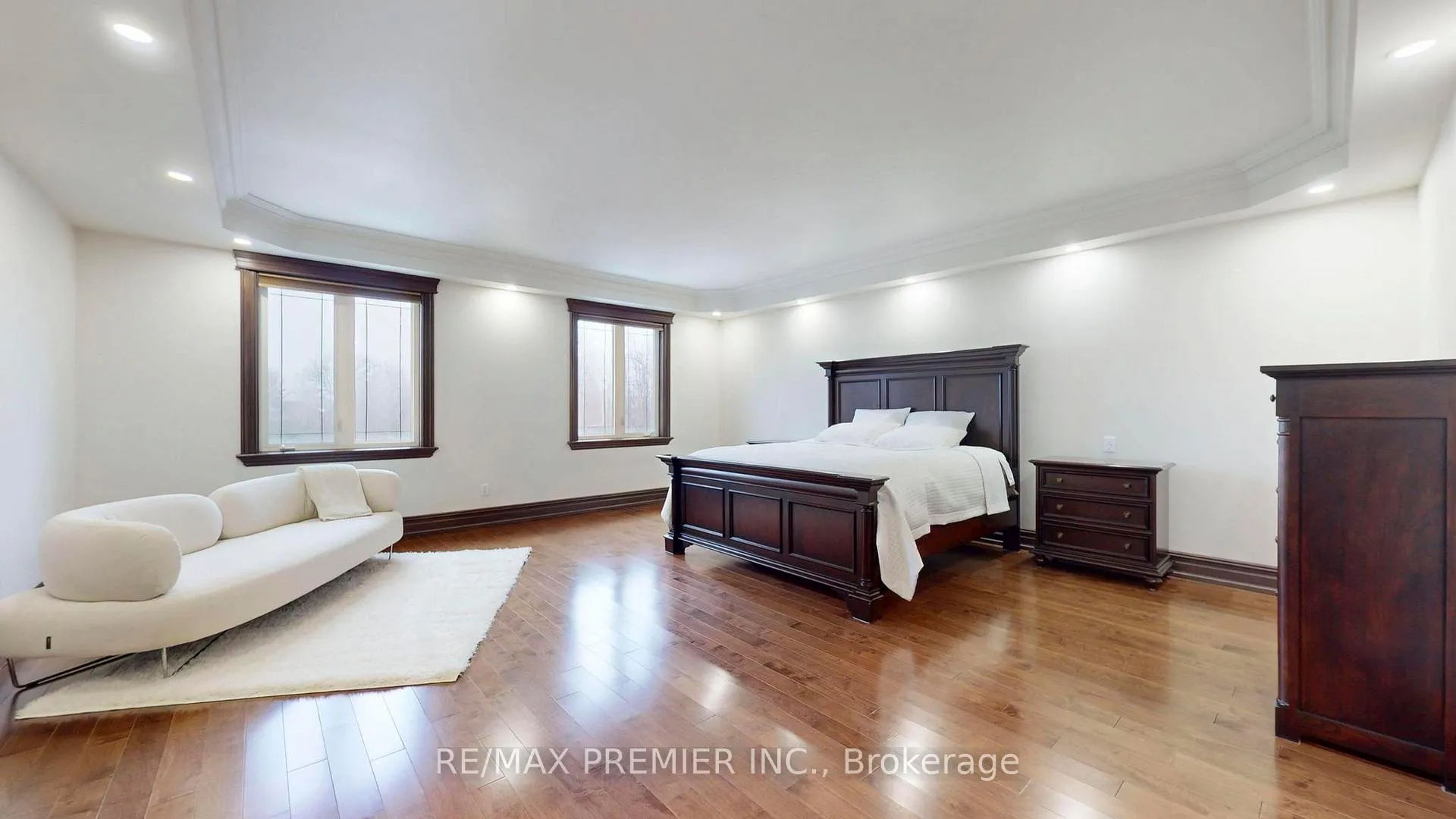 Photo 15 of 249 Ashton Drive, Vaughan, Maple — HOMEH