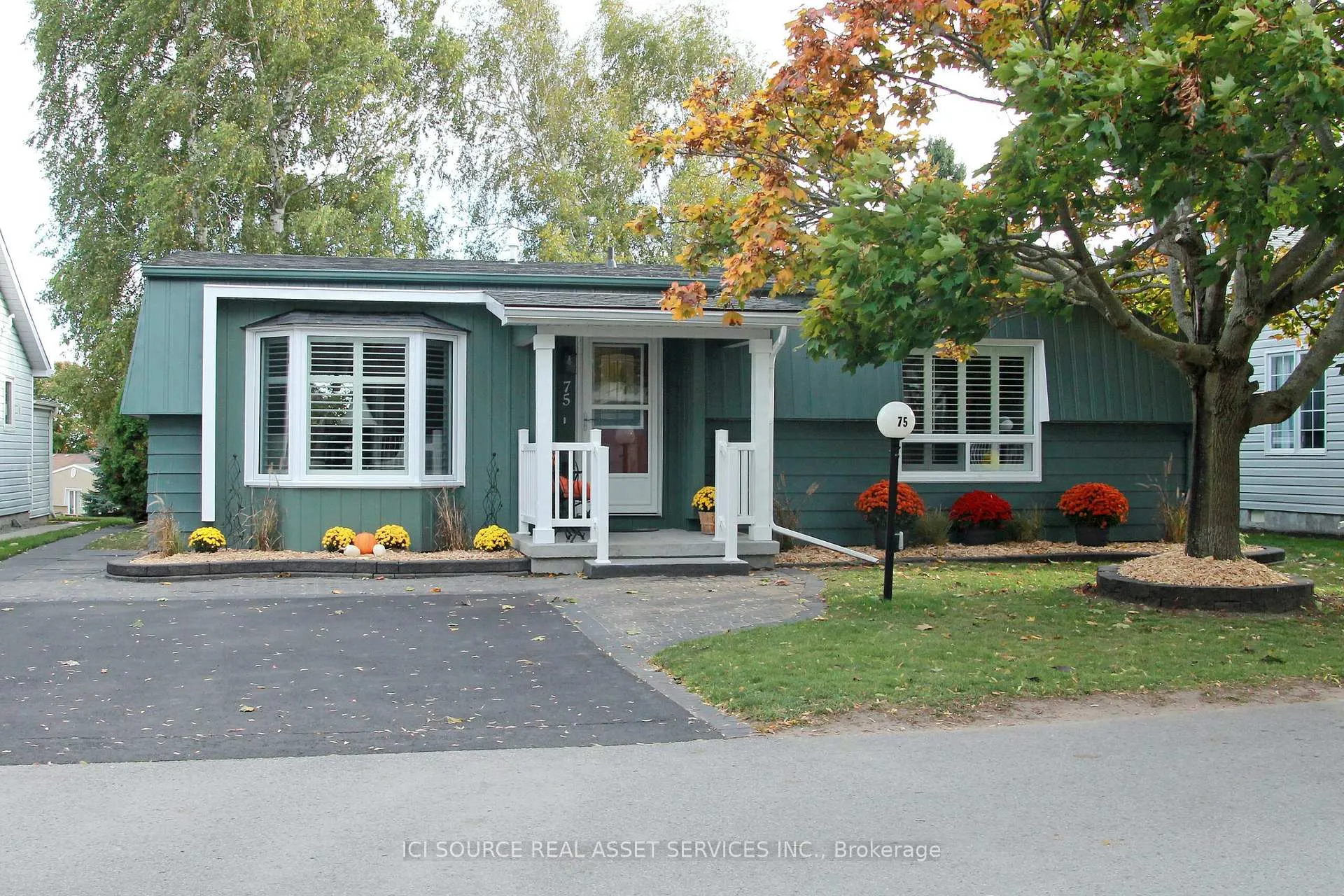 Photo 1 of 75 Wilmot Trail, Clarington, Bowmanville — HOMEH