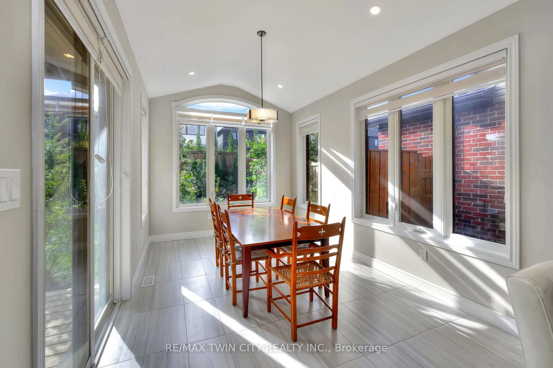 Photo 17 of 35 Loxleigh Lane, Woolwich — HOMEH