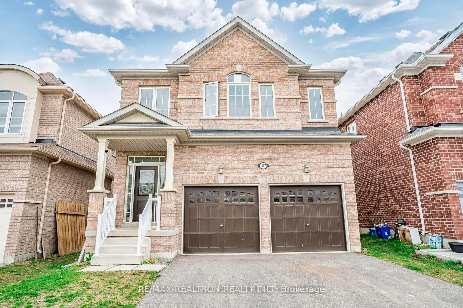 Photo 1 of 1877 Castlepoint Drive, Oshawa, Taunton — HOMEH