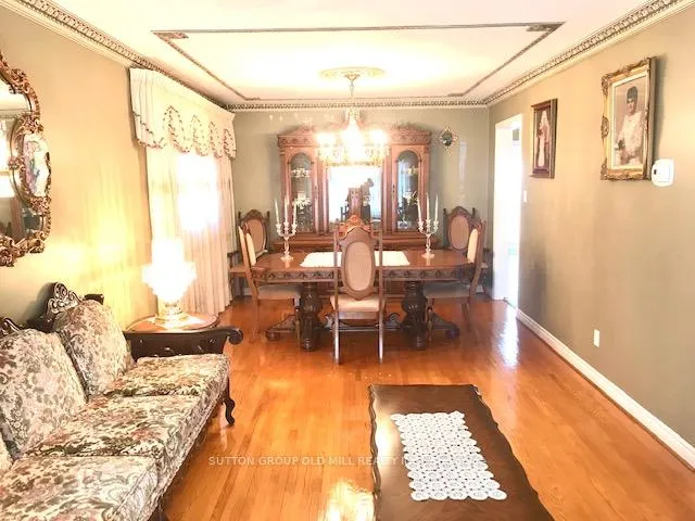 Photo 7 of 103 Benjamin Drive, Vaughan, East Woodbridge — HOMEH