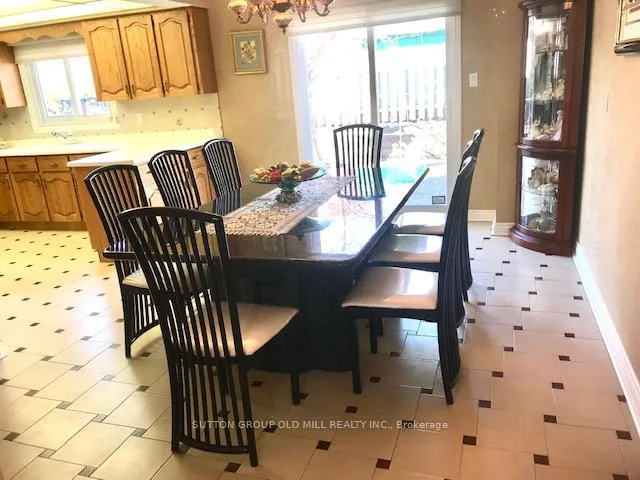 Photo 10 of 103 Benjamin Drive, Vaughan, East Woodbridge — HOMEH