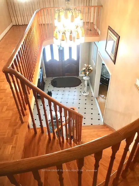Photo 13 of 103 Benjamin Drive, Vaughan, East Woodbridge — HOMEH