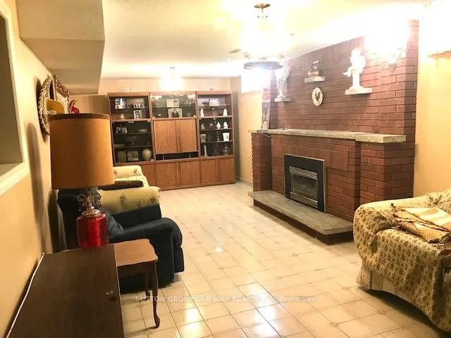 Photo 36 of 103 Benjamin Drive, Vaughan, East Woodbridge — HOMEH