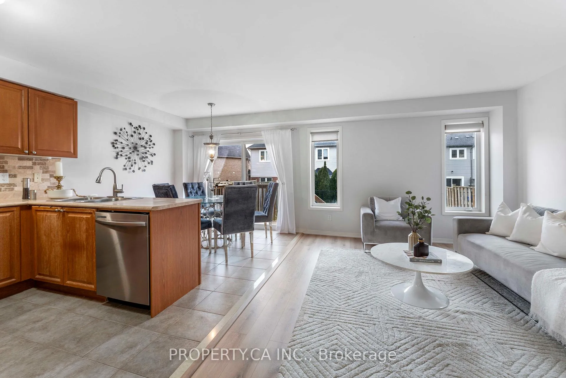 Photo 7 of 14 Carpendale Crescent, Ajax, Northeast Ajax — HOMEH
