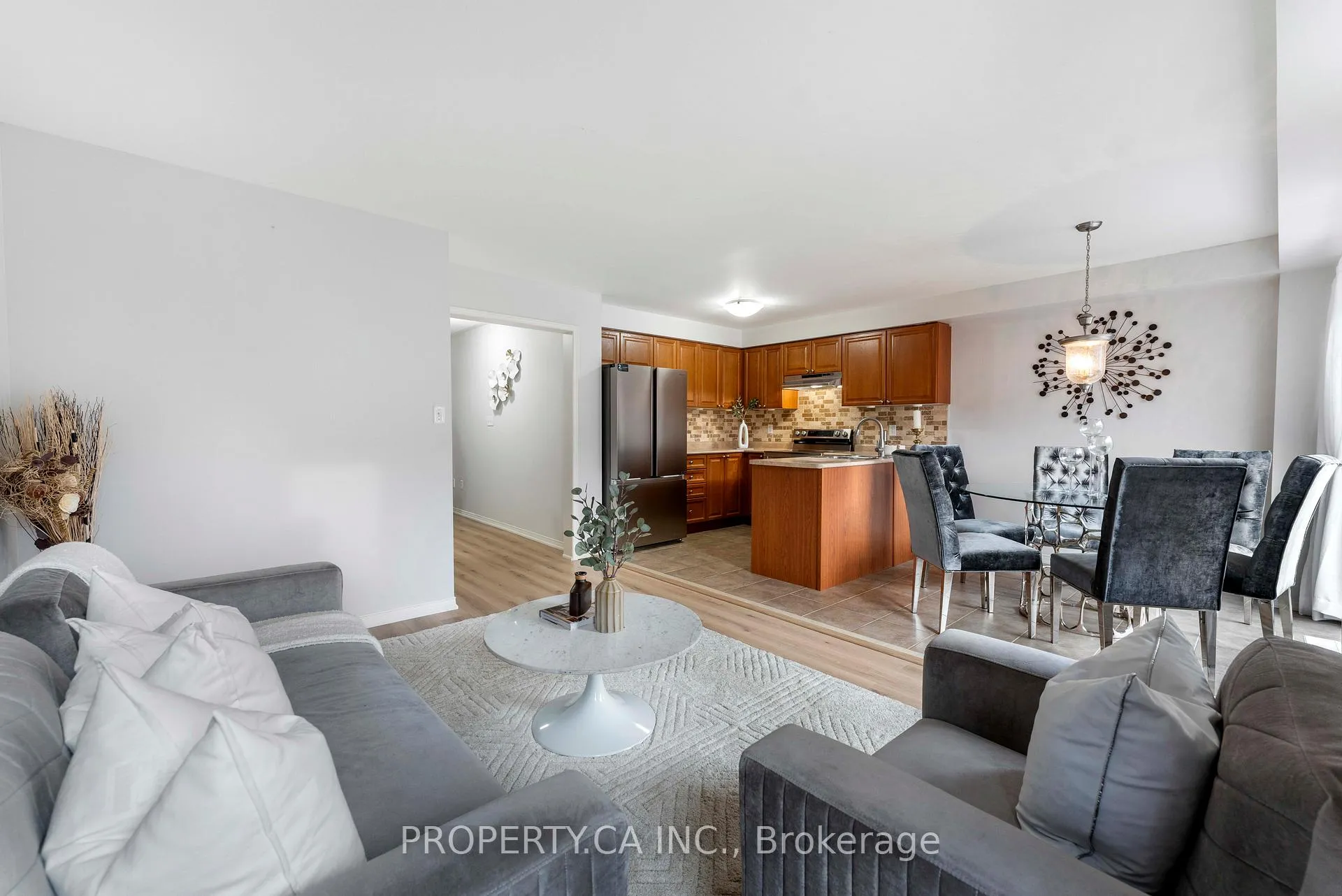 Photo 8 of 14 Carpendale Crescent, Ajax, Northeast Ajax — HOMEH