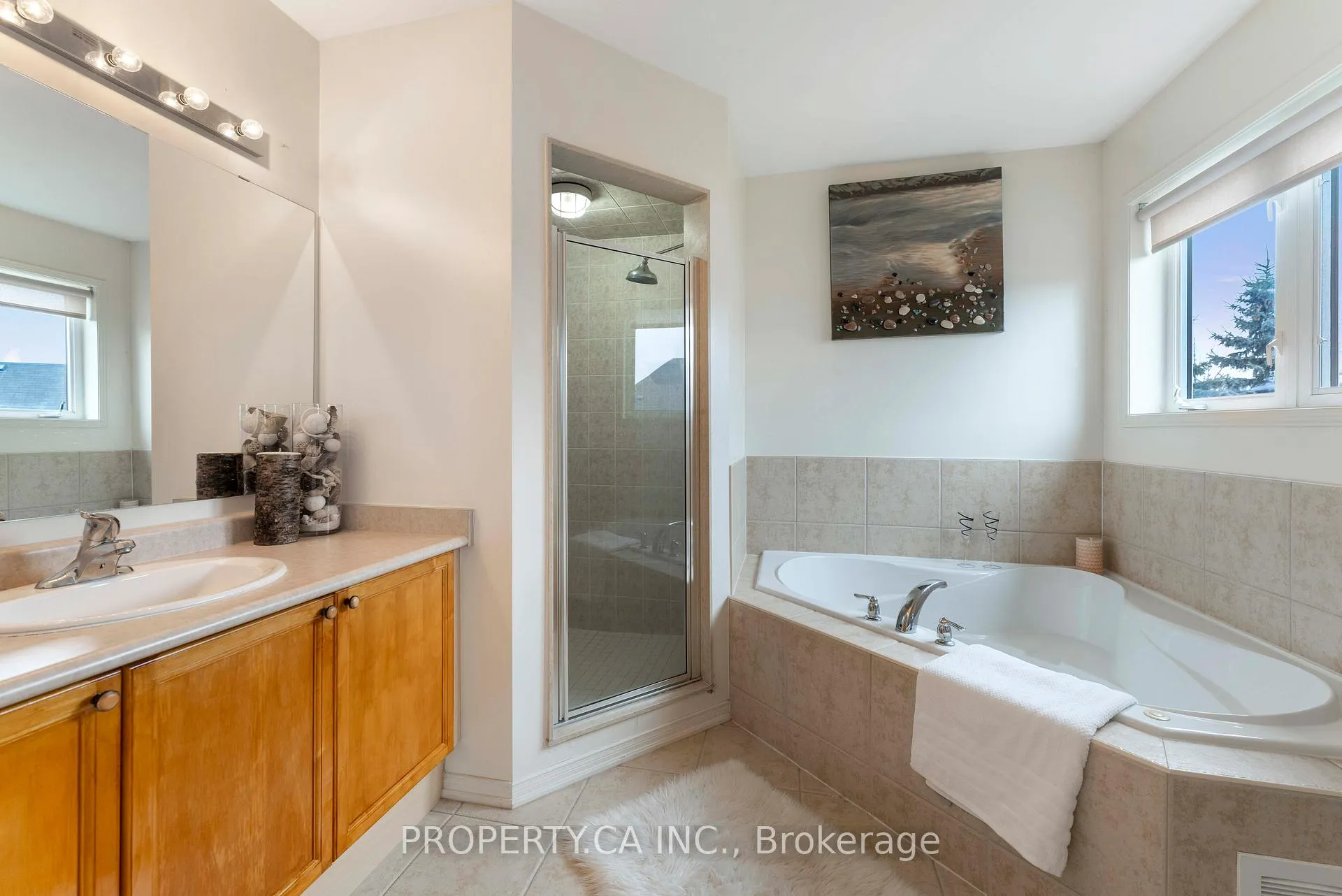 Photo 16 of 14 Carpendale Crescent, Ajax, Northeast Ajax — HOMEH