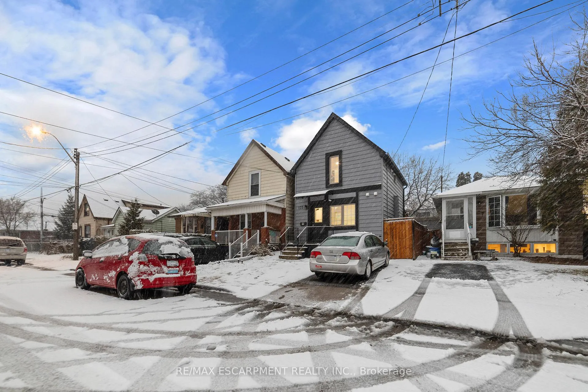 Photo 3 of 173 Harmony Avenue, Hamilton, Homeside — HOMEH