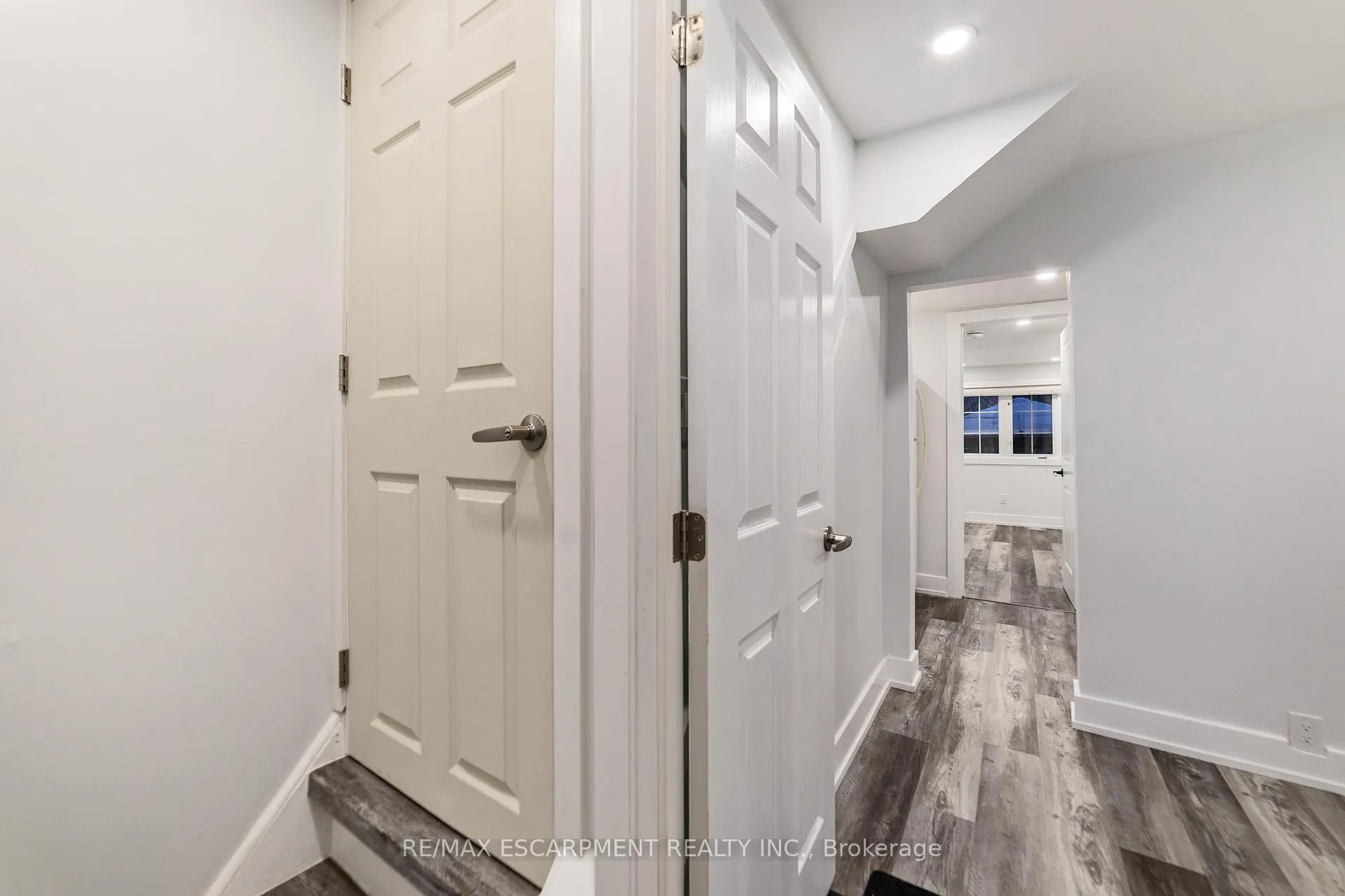 Photo 5 of 173 Harmony Avenue, Hamilton, Homeside — HOMEH