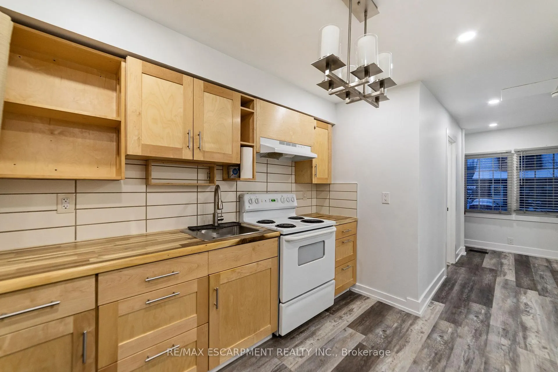 Photo 10 of 173 Harmony Avenue, Hamilton, Homeside — HOMEH