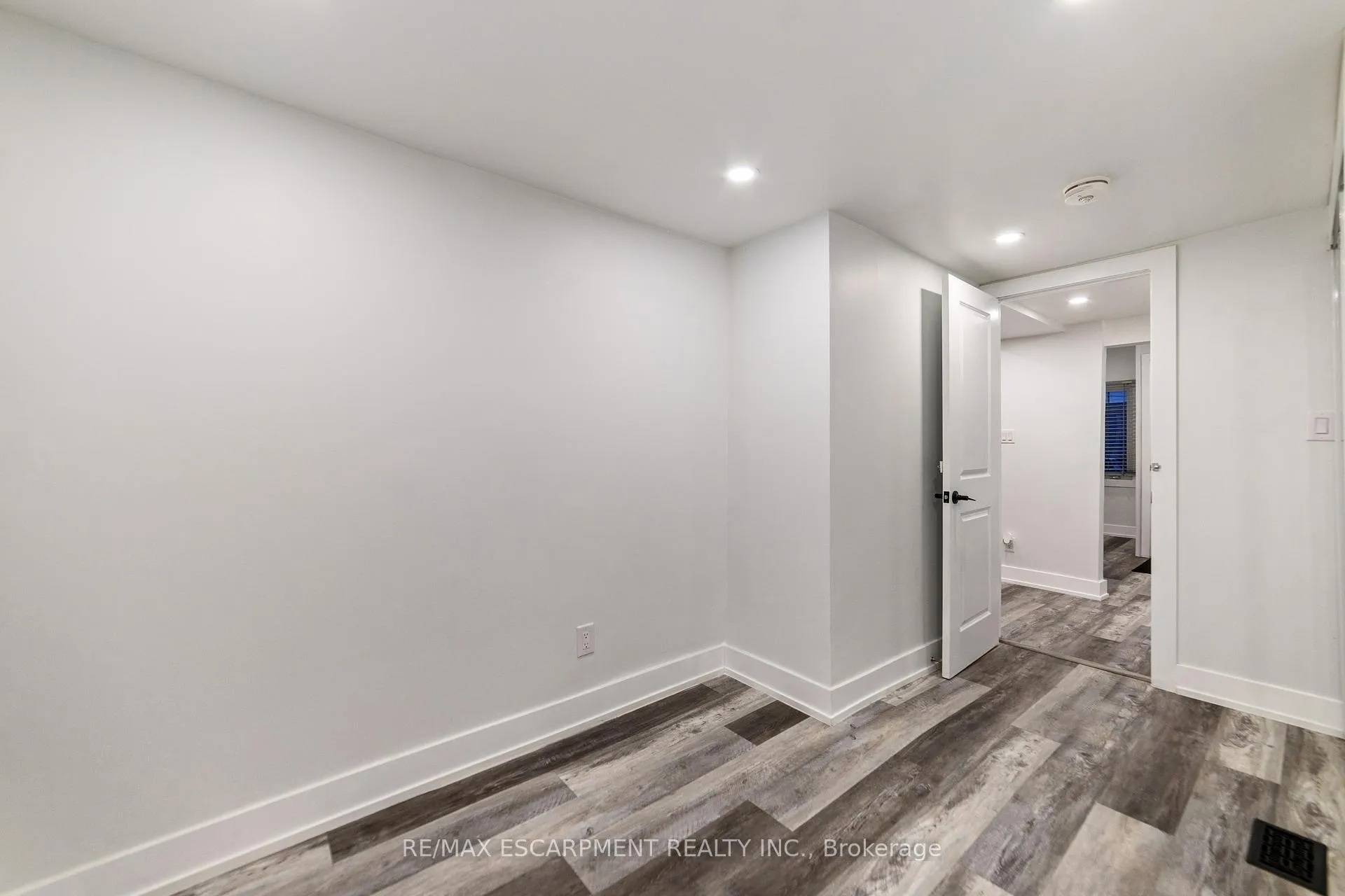 Photo 14 of 173 Harmony Avenue, Hamilton, Homeside — HOMEH