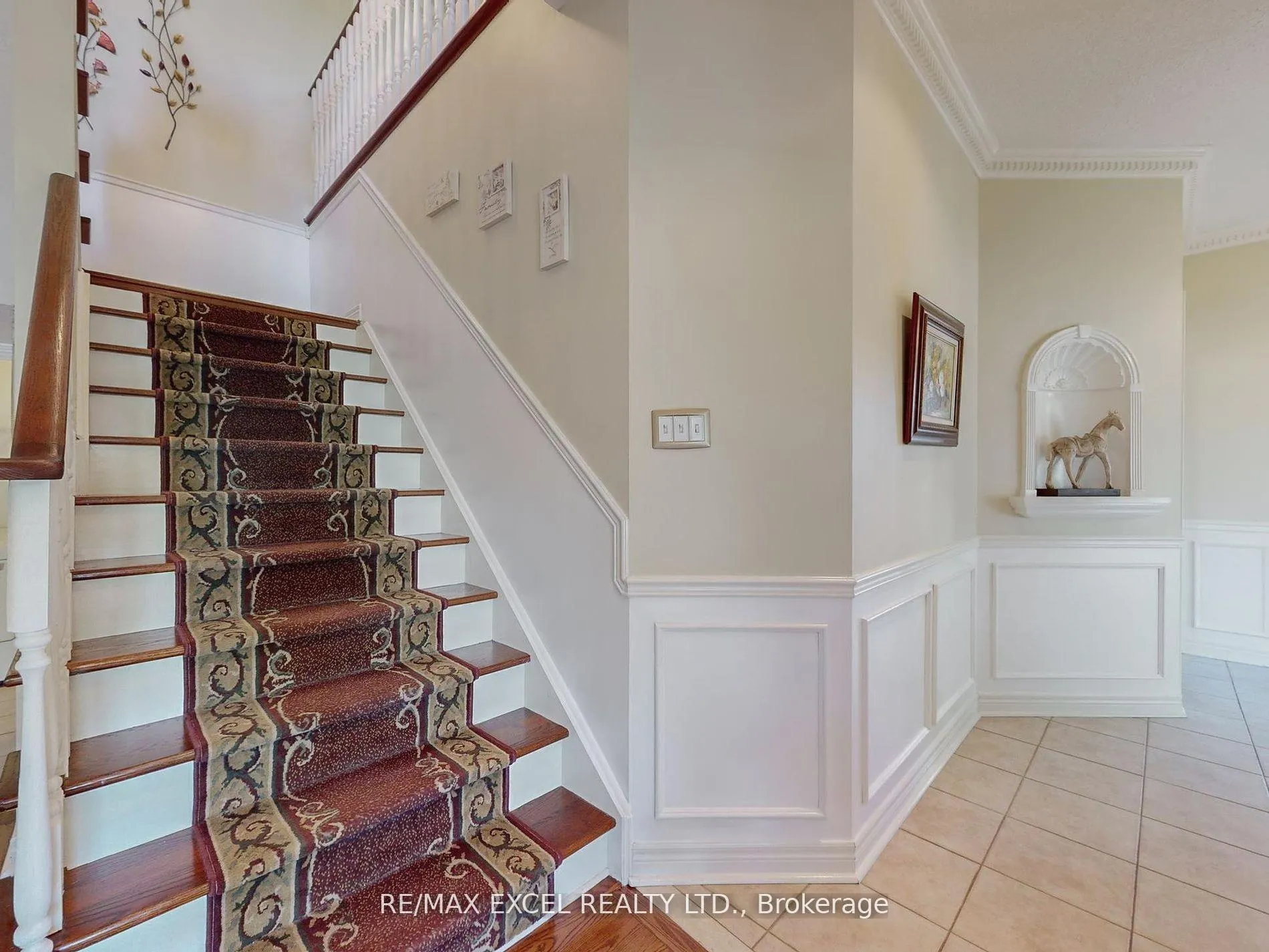 Photo 19 of 29 Westchester Crescent, Markham, Berczy — HOMEH