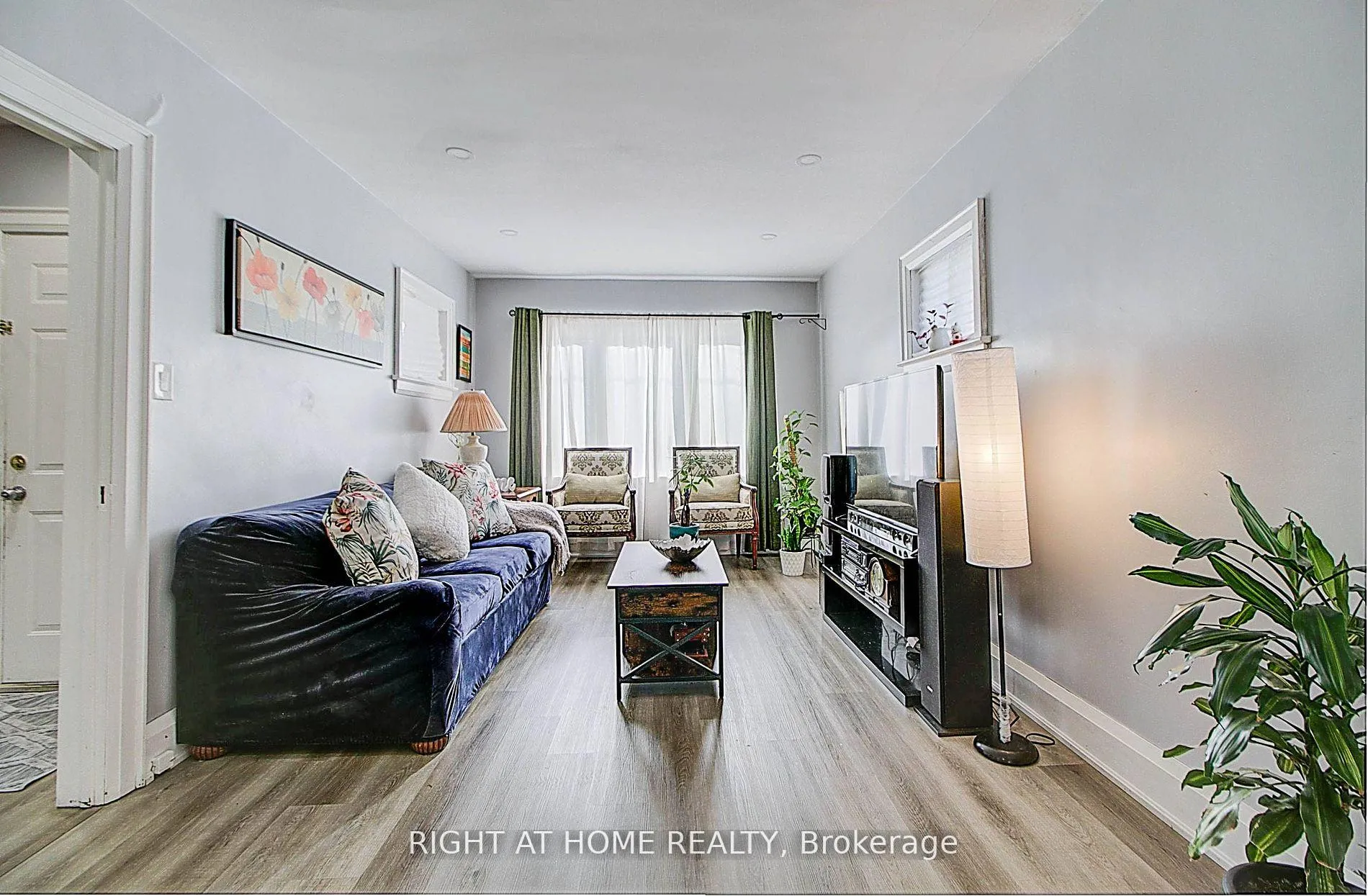 Photo 2 of 355 Ritson Road S, Oshawa, Central — HOMEH