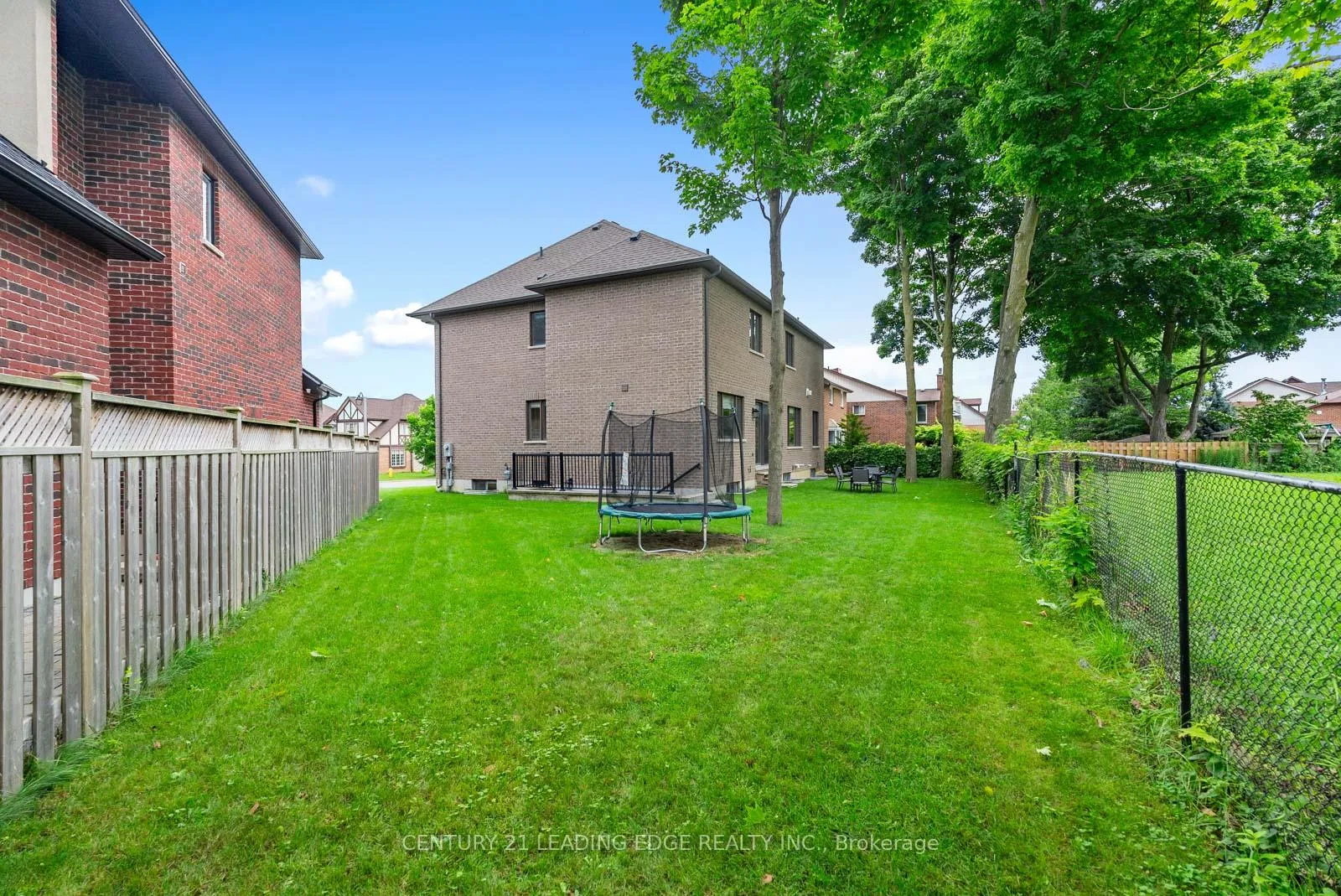 Photo 49 of 1618 Heathside Crescent, Pickering, Liverpool — HOMEH