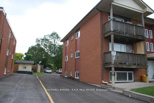 Photo 2 of 439 Austen Court, Oshawa, Donevan — HOMEH