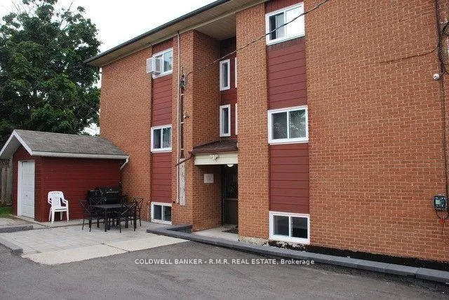 Photo 6 of 439 Austen Court, Oshawa, Donevan — HOMEH