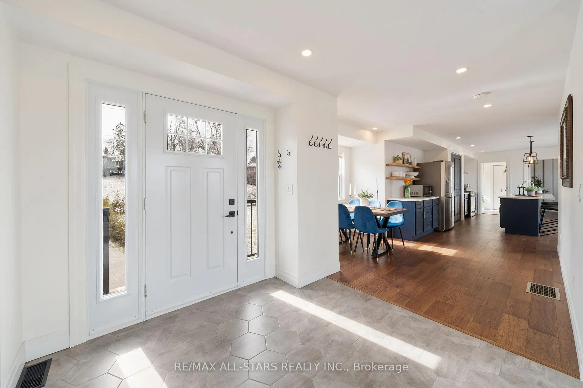 Photo 5 of 181 Cedar Grove Drive, Scugog, Rural Scugog — HOMEH
