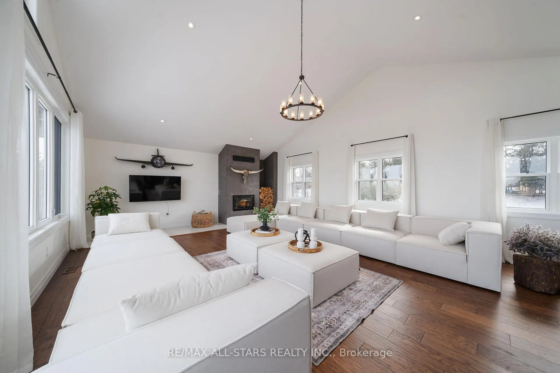 Photo 18 of 181 Cedar Grove Drive, Scugog, Rural Scugog — HOMEH