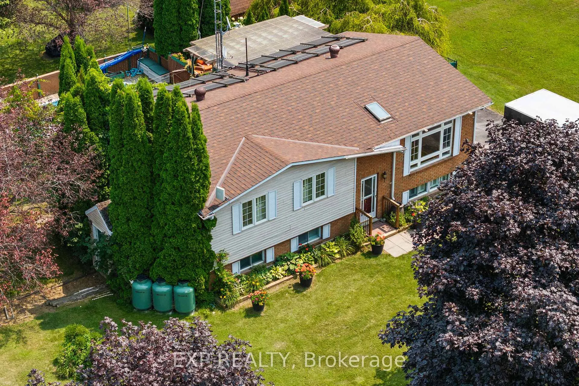 Photo 2 of 2948 Suntrac Drive, Ramara, Brechin — HOMEH