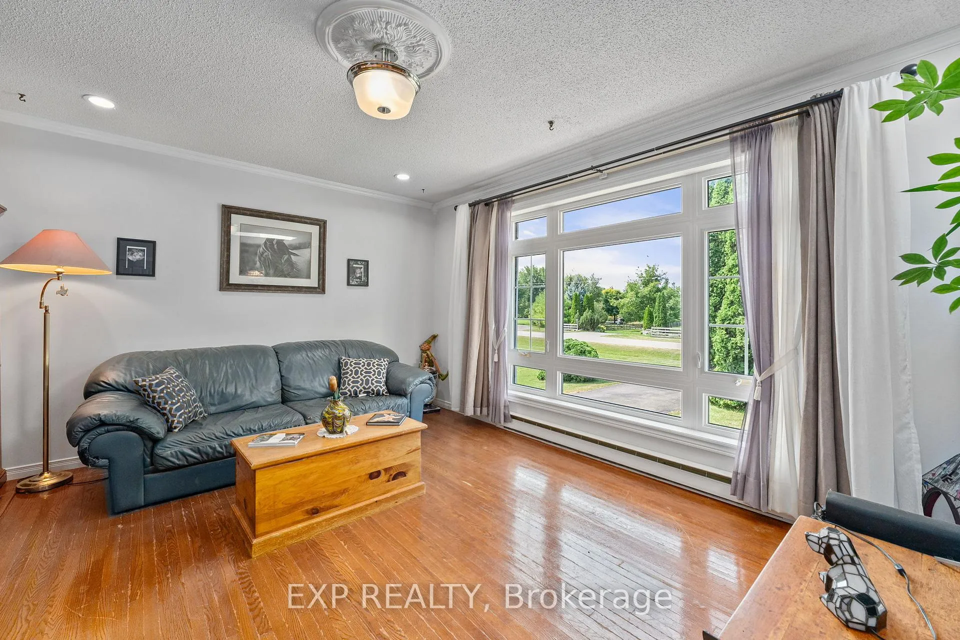 Photo 3 of 2948 Suntrac Drive, Ramara, Brechin — HOMEH