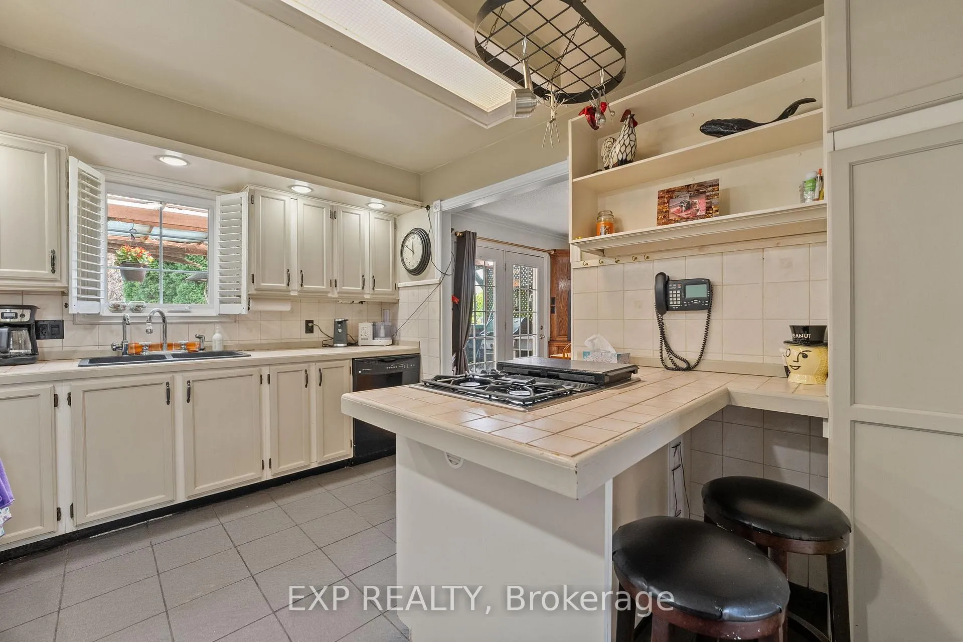 Photo 10 of 2948 Suntrac Drive, Ramara, Brechin — HOMEH