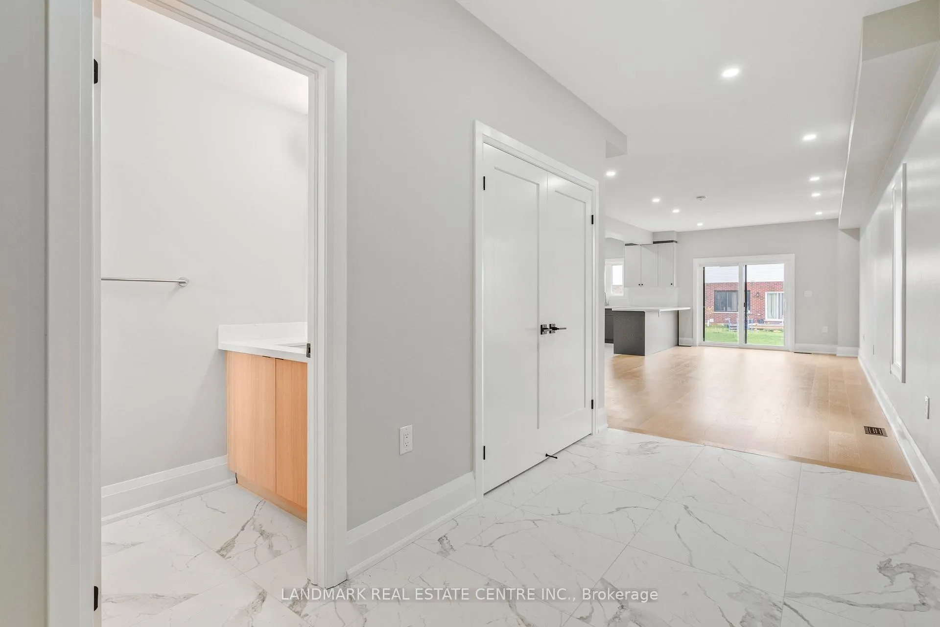 Photo 10 of 11 Bounty Avenue, Thorold, Rolling Meadows — HOMEH
