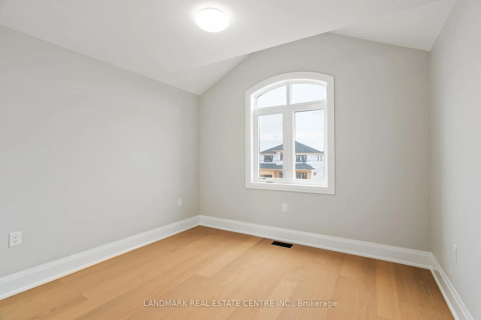 Photo 21 of 11 Bounty Avenue, Thorold, Rolling Meadows — HOMEH