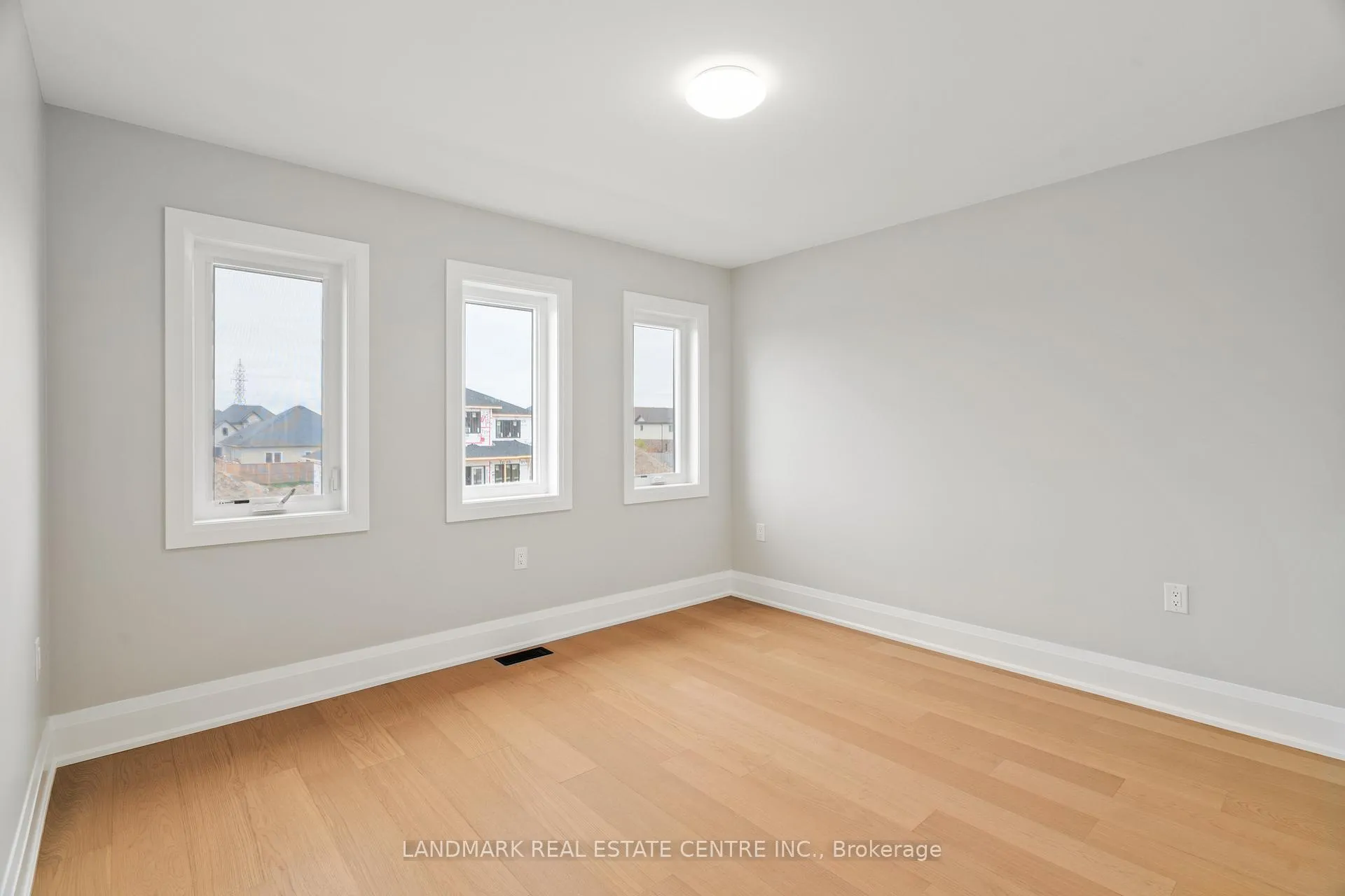 Photo 23 of 11 Bounty Avenue, Thorold, Rolling Meadows — HOMEH