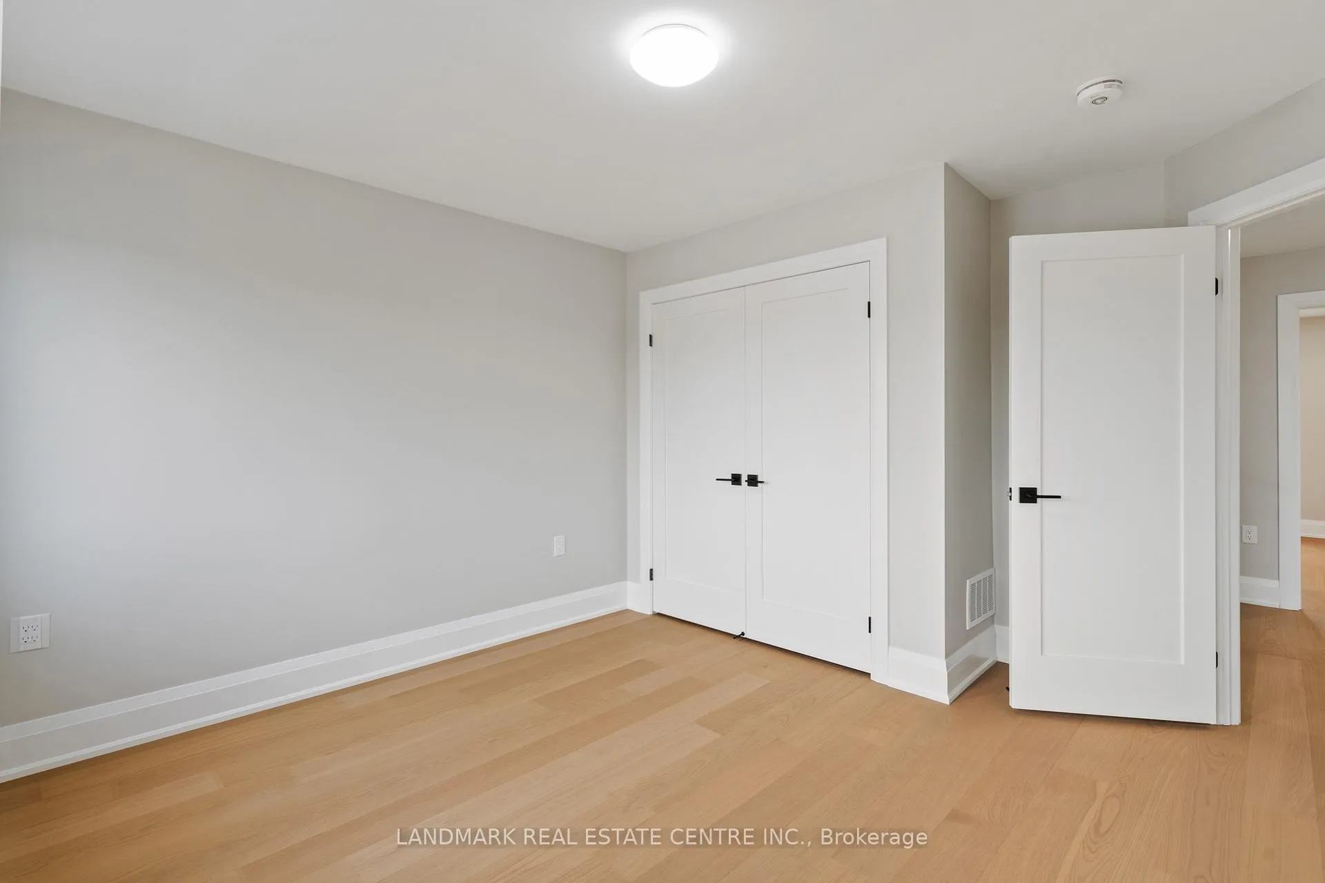 Photo 24 of 11 Bounty Avenue, Thorold, Rolling Meadows — HOMEH