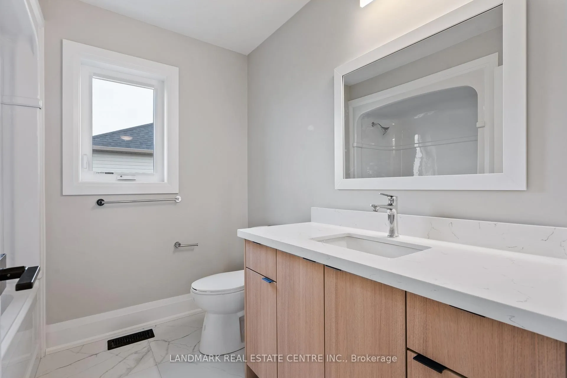 Photo 27 of 11 Bounty Avenue, Thorold, Rolling Meadows — HOMEH