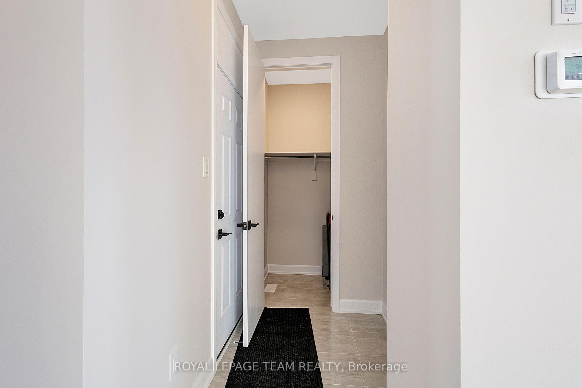 Photo 5 of 158 Beebalm Crescent, Ottawa, Barrhaven - Half Moon Bay — HOMEH