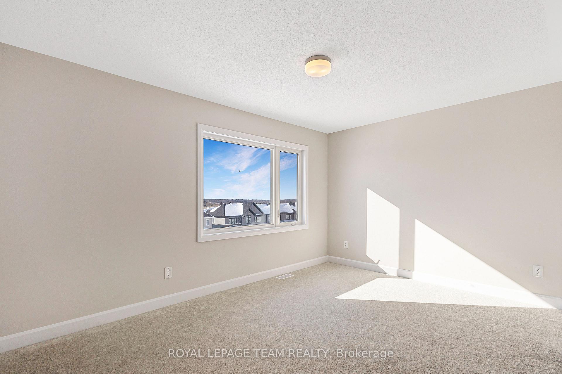 Photo 11 of 158 Beebalm Crescent, Ottawa, Barrhaven - Half Moon Bay — HOMEH