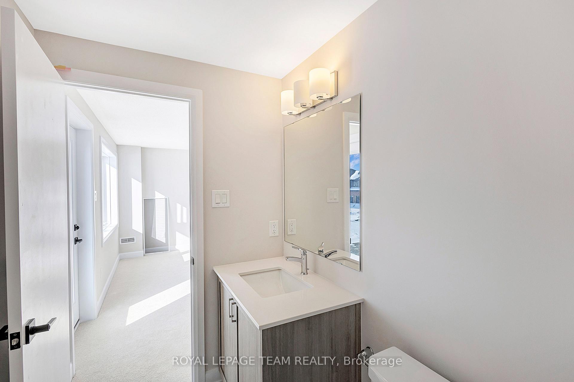 Photo 13 of 158 Beebalm Crescent, Ottawa, Barrhaven - Half Moon Bay — HOMEH