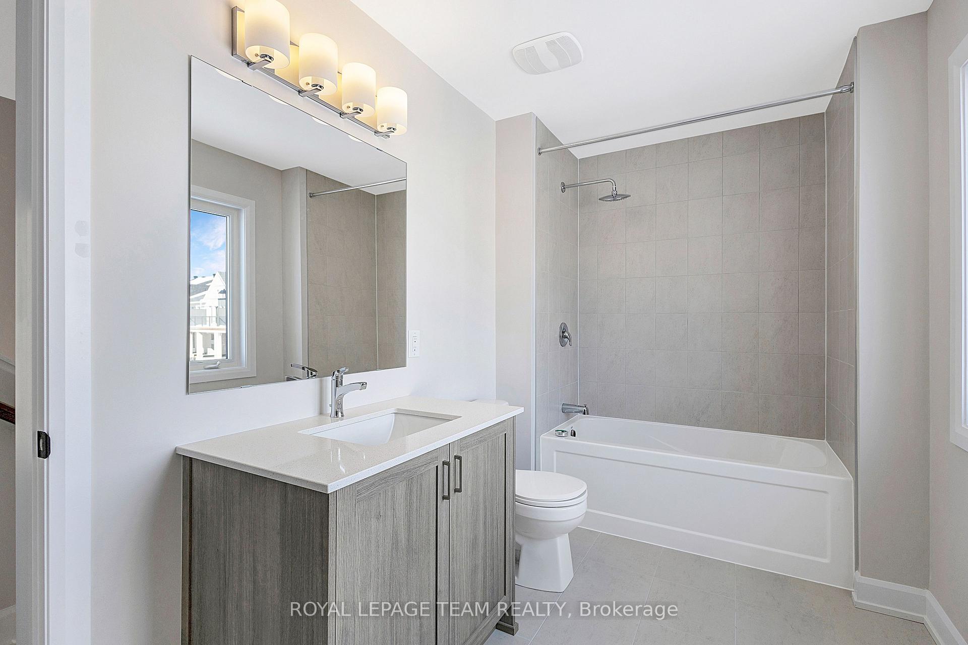 Photo 16 of 158 Beebalm Crescent, Ottawa, Barrhaven - Half Moon Bay — HOMEH
