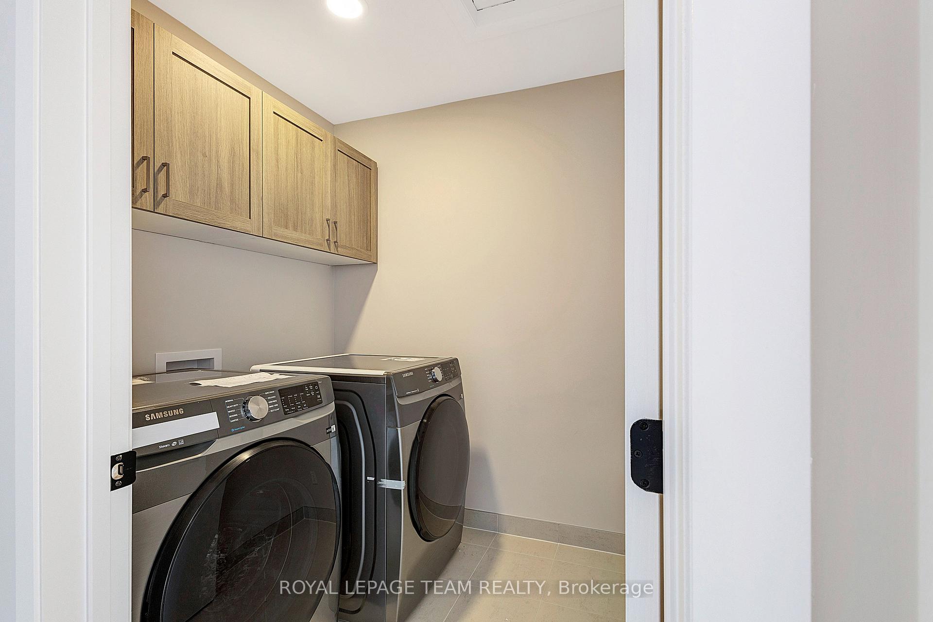 Photo 17 of 158 Beebalm Crescent, Ottawa, Barrhaven - Half Moon Bay — HOMEH